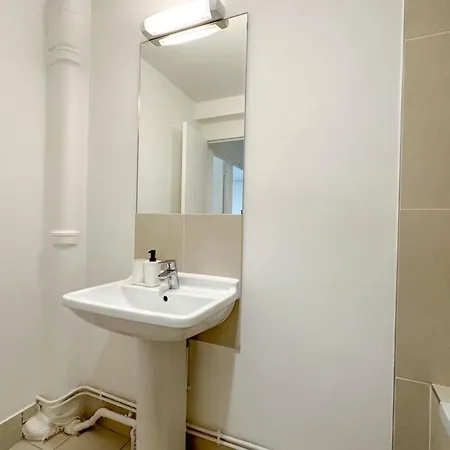 Flexliving - - Lourmel Holiday home *
